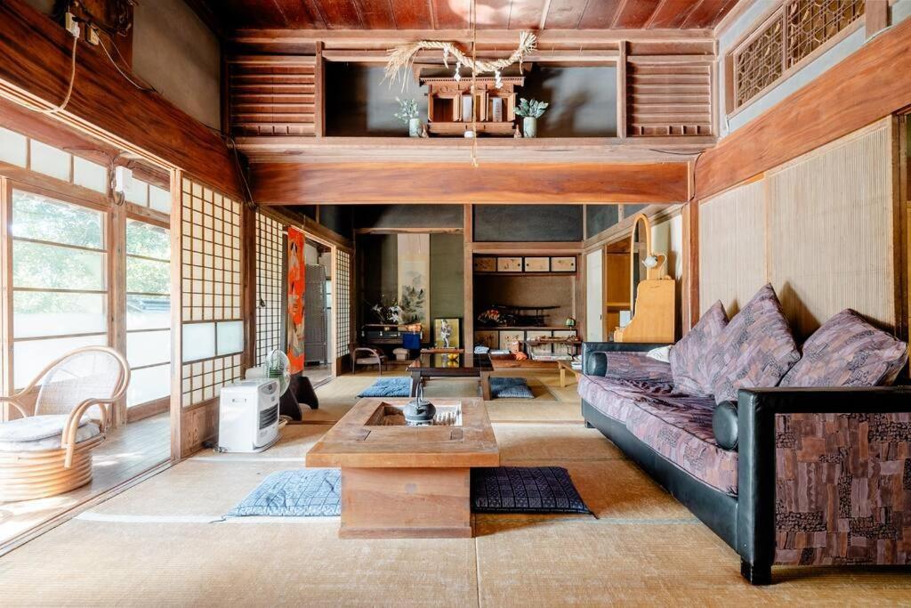 ゲストハウス+カフェわ　１日１組限定！ 築１００年の農家の古民家で宿泊体験、薪でお風呂沸かせます。焚き火もできます。 Kannami Kültér fotó